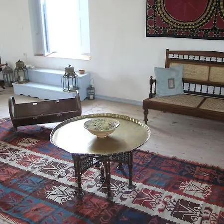 Traditional House With Garden In Historic Town By Jj Hospitality Сasa de vacaciones *
