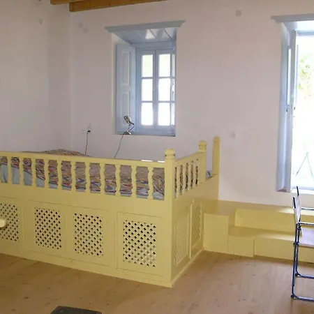 Traditional House With Garden In Historic Town By Jj Hospitality *